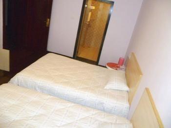 Qinyuan Hostel Yangzhou Esterno foto